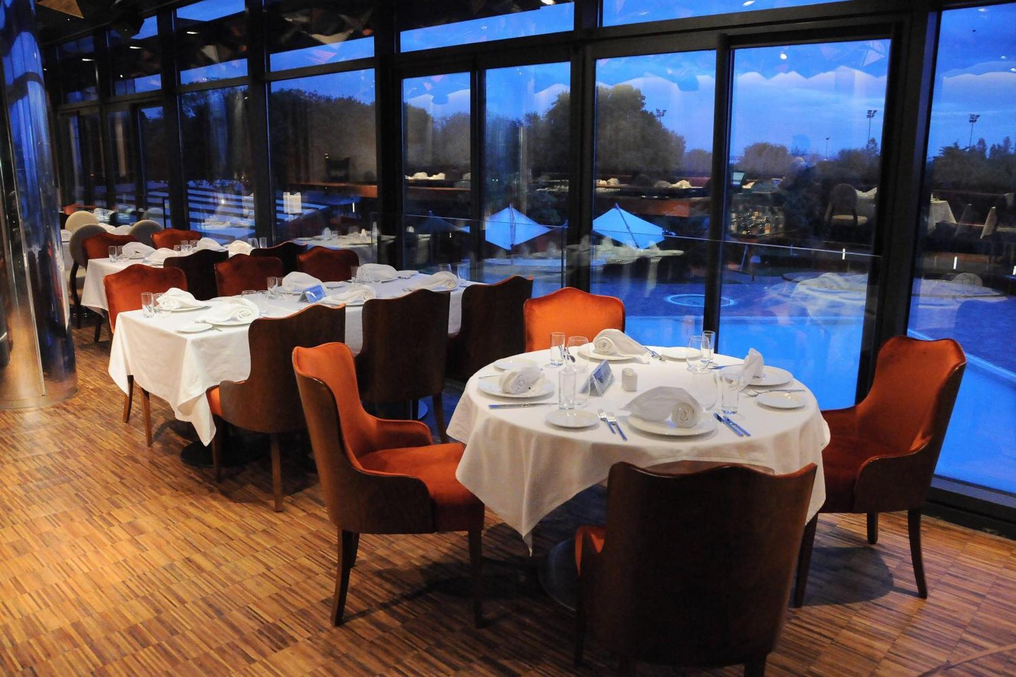 Sheraton Istanbul Atakoy Hotel Exterior foto Restaurant