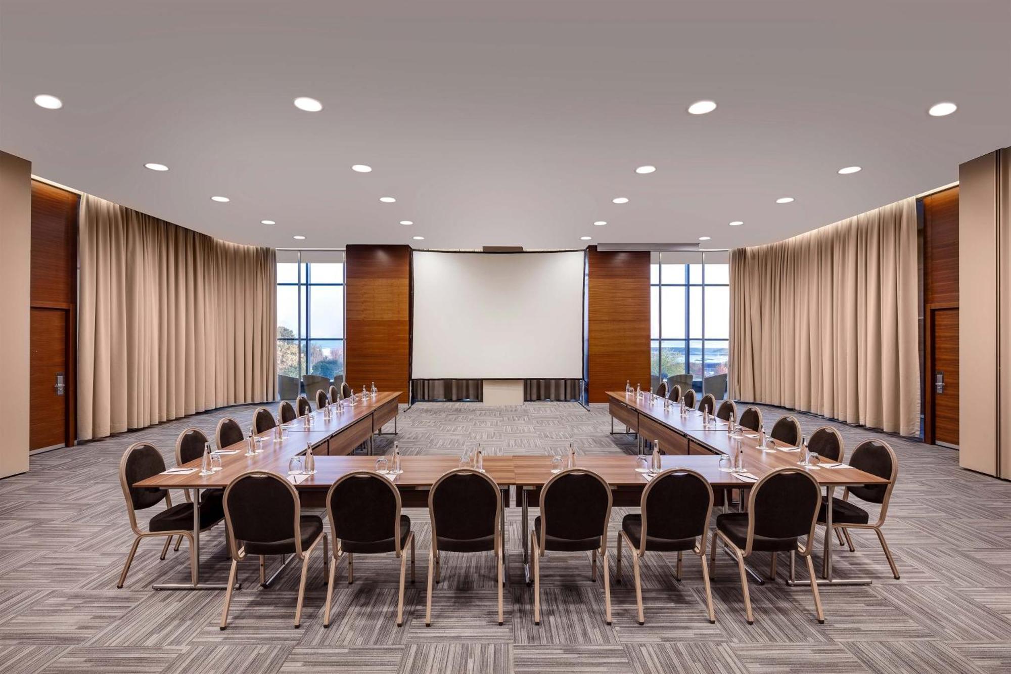 Sheraton Istanbul Atakoy Hotel Exterior foto Meeting room